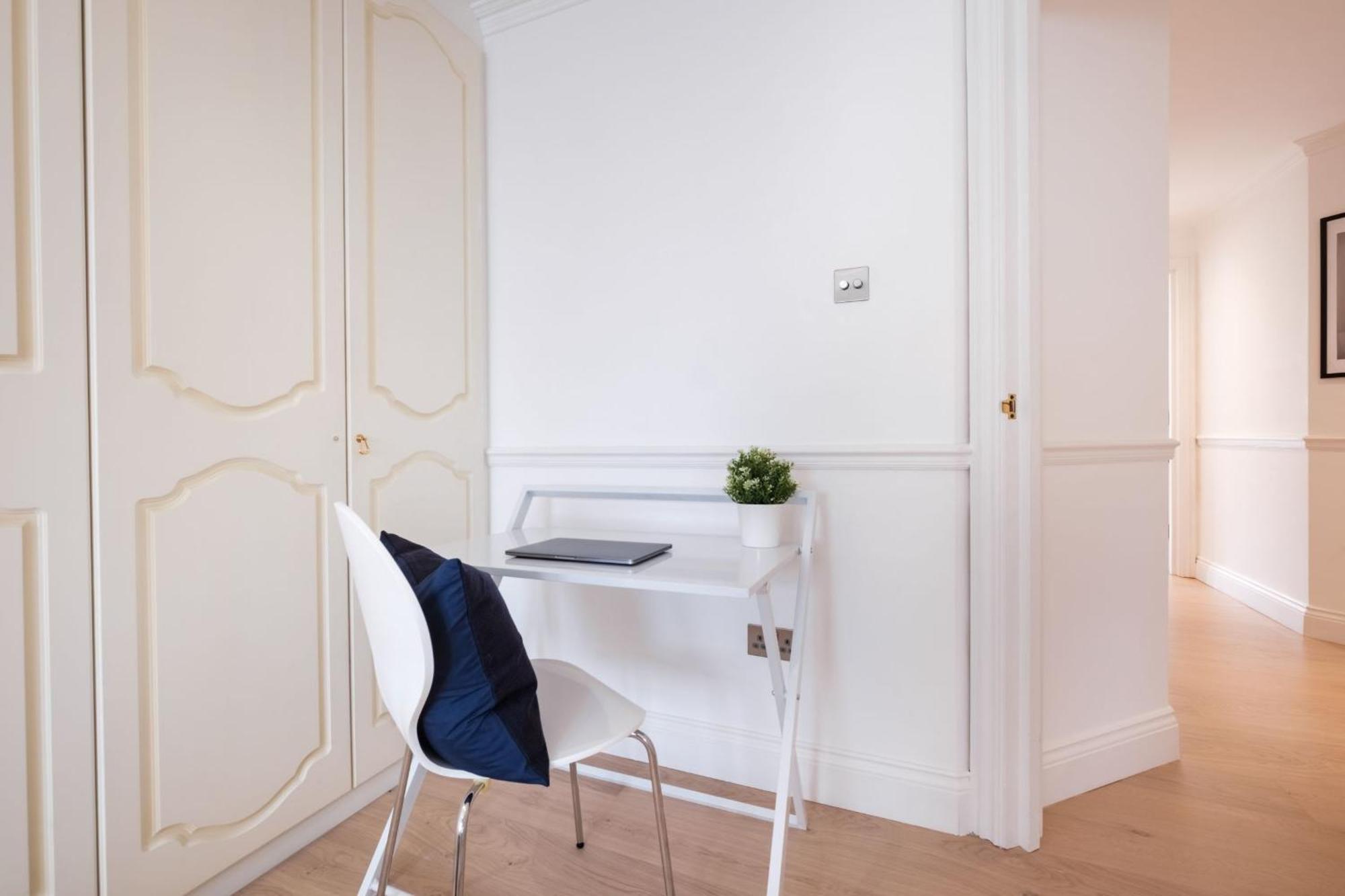 London Fitzrovia - Cityapartmentstay ภายนอก รูปภาพ